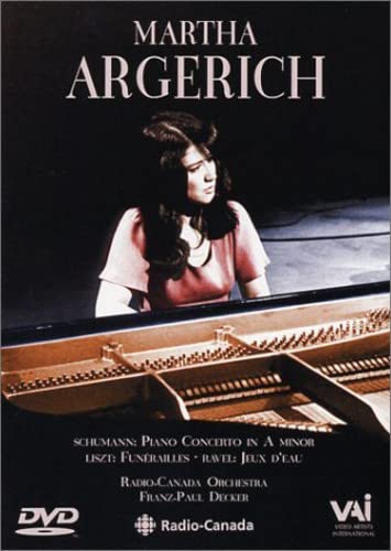 Martha Argerich Piano Concertos [DVD] [Import](中古品)