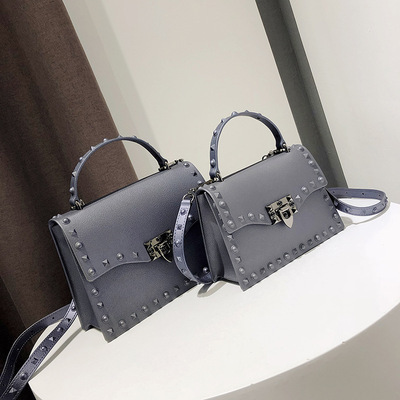 スタッズ付き 2way バッグ バック レディースバッグ レディースバック ショルダーバッグ ショルダーバック ハンドバッグ ハンドバック 斜めがけバッグ 斜め掛けバッグ 肩がけバック 肩掛けバック 