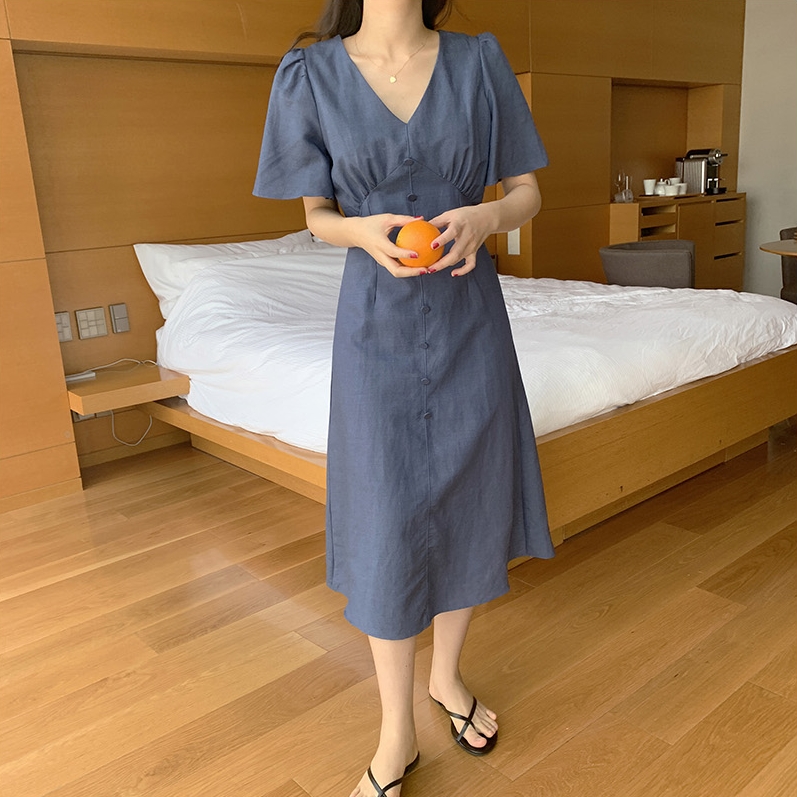 パフスリーブ Vネック フレア ワンピース フレアワンピース 膝下 ロング ロング丈 袖あり 半袖 襟なし 深Vネック Aライン 切り替えデザイン ハイウエスト かわいい 大人可愛い きれいめ シンプ